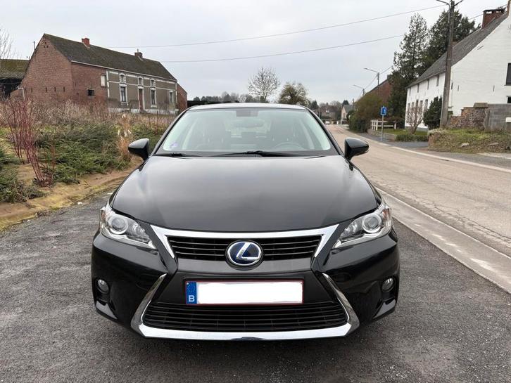 Lexus CT 200h 2017, Autos, Lexus, Particulier, CT-H, ABS, Airbags, Air conditionné, Android Auto, Bluetooth, Ordinateur de bord