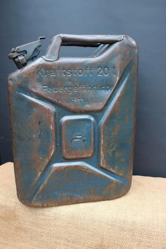 WW2 LUFTWAFFE Jerrycan 1944., Verzamelen, Militaria | Tweede Wereldoorlog, Luchtmacht, Overige typen, Ophalen of Verzenden