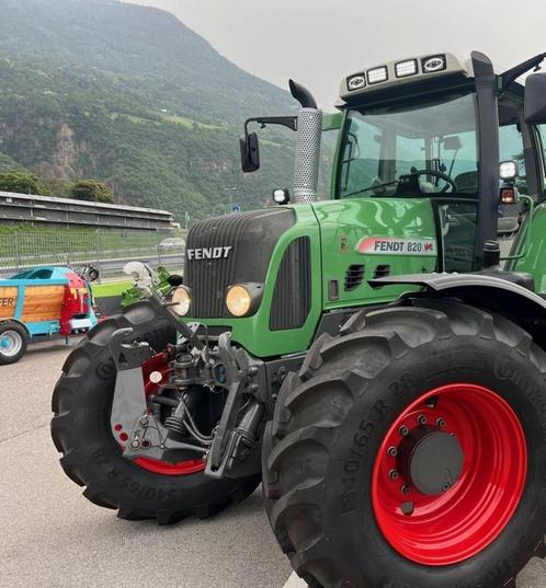 Fendt 820 Vario, Articles professionnels, Agriculture | Tracteurs, 7500 à 10000, Fendt, Plus de 160 ch, Utilisé, Enlèvement ou Envoi