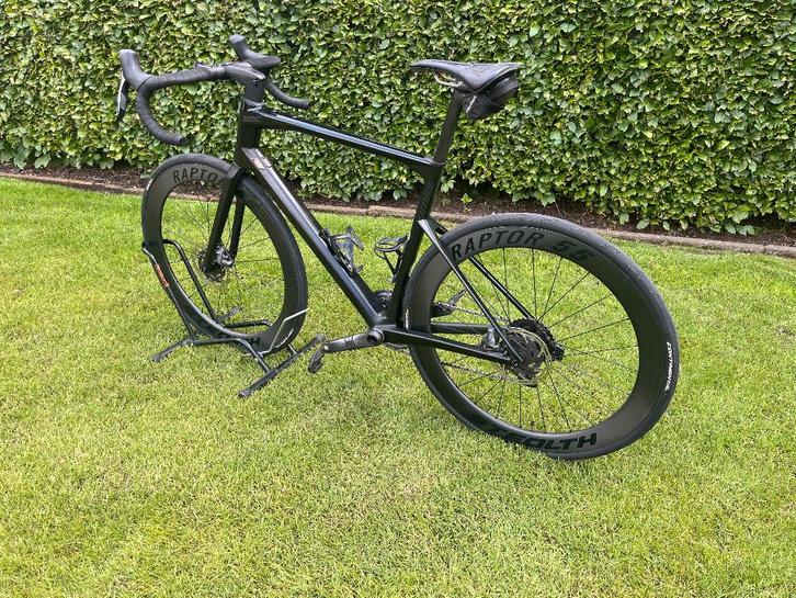 BMC Roadmachine 01 FIVE SRAM FORCE 56 TOPCONDITIE KOOPJE, Vélos & Vélomoteurs, Vélos | Vélos de course, Comme neuf, Hommes, Autres marques