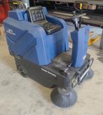 Elektrische borstelmachine met verneveling, Ophalen
