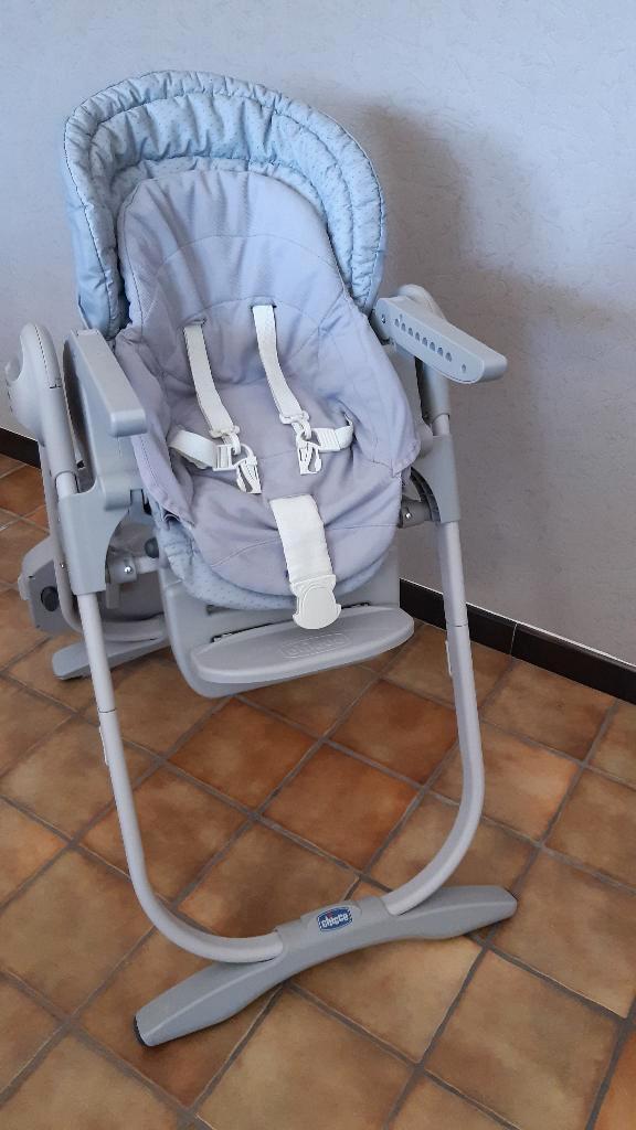 CHICCO POLLY MAGIE evolutionaire kinderstoel, Kinderen en Baby's, Kinderstoelen, Zo goed als nieuw, Meegroeistoel, Afneembaar eetblad