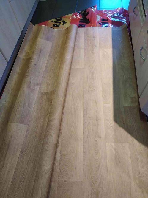 Twee rollen Vinil voerbekleding., Doe-het-zelf en Bouw, Schildersmaterialen, Nieuw, Overige typen, Ophalen