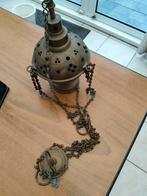 Encensoir en cuivre., Enlèvement