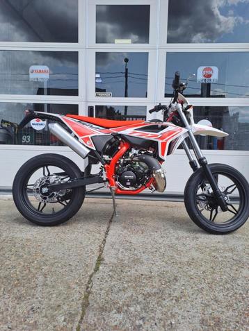 Beta 50 CC RR Motard Sport White Euro 5 + Nieuw beschikbaar voor biedingen
