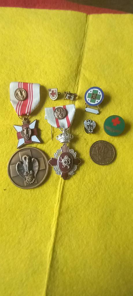 Set medailles van het Belgische Rode Kruis, Postzegels en Munten, Penningen en Medailles, Overige materialen, Verzenden