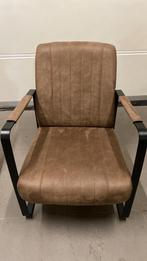 Hermaakte armstoel, 2 stuks beschikbaar zgan, Ophalen, Zo goed als nieuw
