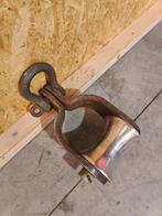 Zware Industriële Katrol – Staalkabelroller, Gebruikt, Warandestraat 51, Nazareth, Info@keukiesshop.com, Ophalen