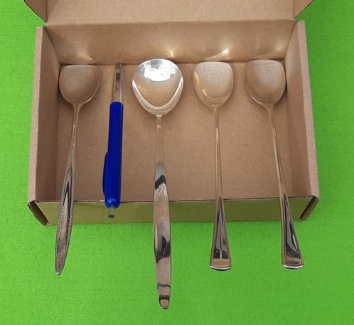 Nog slechts 4 Dessertlepels ->  3 types / Keltum Plate, Huis en Inrichting, Keuken | Bestek, Nieuw, Los bestek, Zilver, Ophalen of Verzenden