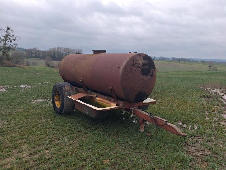 Tonneau a eau 6000L, Animaux & Accessoires, Chevaux & Poneys | Semi-remorques & Remorques, Utilisé, Enlèvement