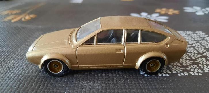 Solido N1305 Alfa Romeo Alfeta GTV 1:43, Hobby & Loisirs créatifs, Voitures miniatures | 1:43, Comme neuf, Voiture, Solido, Enlèvement ou Envoi