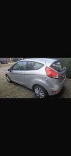 Ford fiesta, Auto's, Voorwielaandrijving, Euro 5, Stof, Zwart
