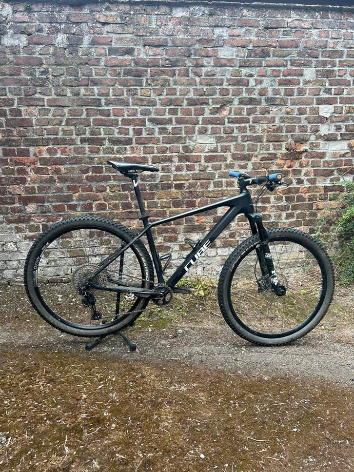 Cube reaction c62 race carbone taille L, Vélos & Vélomoteurs, Vélos | VTT & Mountainbikes, Utilisé, Hommes, Enlèvement