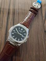 Réplique Patek Philippe Nautilus — Argent/Noir (bracelet mar, Enlèvement ou Envoi, Neuf, Montre-bracelet, Cuir