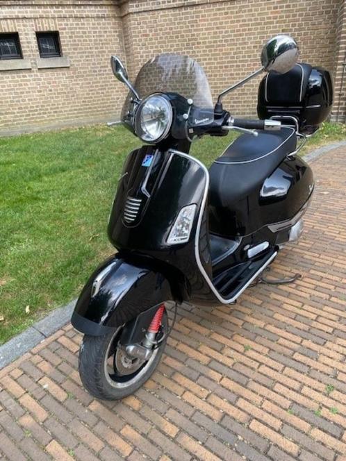 Vespa GTS 125 Zwart, Motoren, Motoren | Piaggio, Bedrijf, Scooter, 11 kW of minder, 1 cilinder, Ophalen