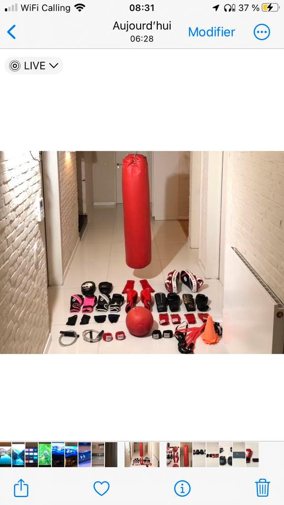 TE PAKKEN: Als nieuw compleet pack thaiboks en kickboksen!, Sport en Fitness, Boksen, Zo goed als nieuw, Ophalen