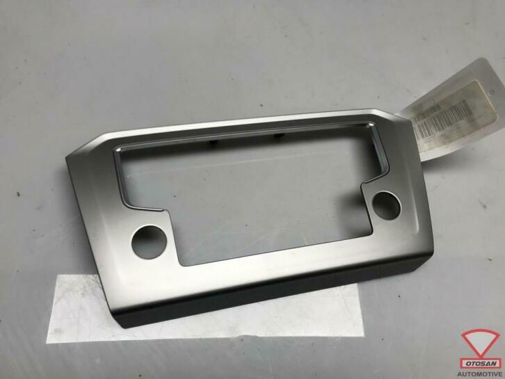 vw passat b8 sierlijst afdekking navigatie 3g1858071a, Auto-onderdelen, Carrosserie, Volkswagen, Gebruikt