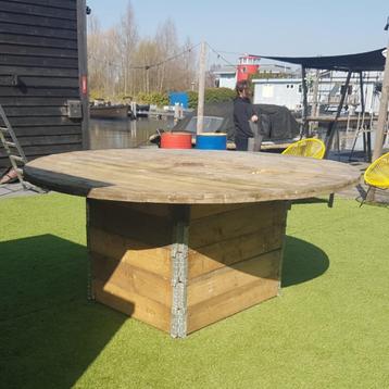 Schijven van houten haspel / flens 260cm beschikbaar voor biedingen