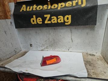 Achterlicht rechts van een Alfa Romeo 156 beschikbaar voor biedingen