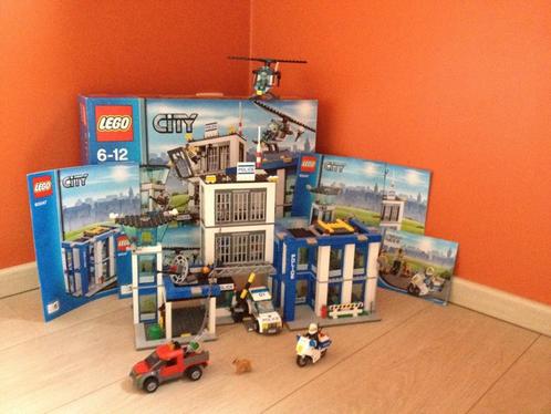 Lego City 60047 Politiebureau, Enfants & Bébés, Jouets | Duplo & Lego, Comme neuf, Lego, Ensemble complet, Enlèvement ou Envoi