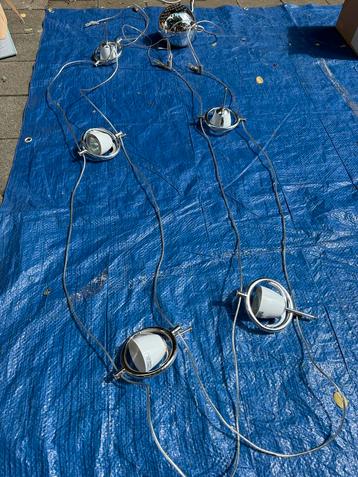 Rail lamp met 5 spotjes beschikbaar voor biedingen