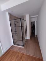 Uw Huis en Tuin, Onze Zorg!, 50 m² of meer, Brussel