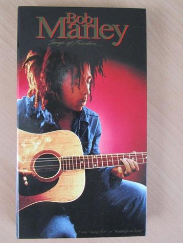 BOB MARLEY = SONGS OF FREEDOM  -  4 CD LONGBOX + BOEK beschikbaar voor biedingen