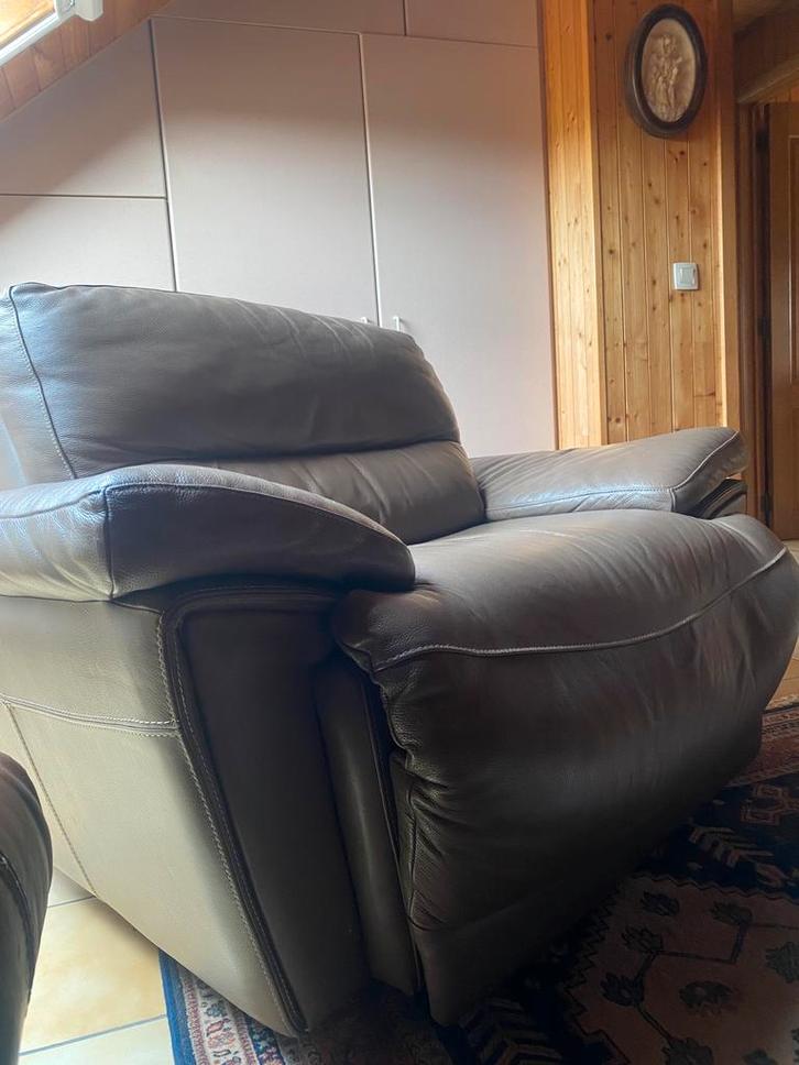 Lederen 1 persoons zetel, Huis en Inrichting, Zetels | Zetels, Gebruikt, Rechte bank, Eenpersoons, Minder dan 150 cm, 75 tot 100 cm