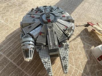 LEGO Star Wars Millennium Falcon - 7965 + ARC-170 8088 beschikbaar voor biedingen