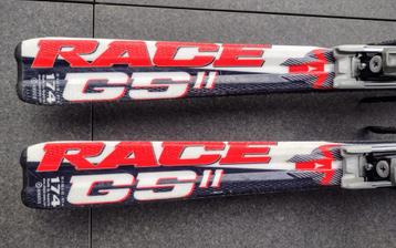 Ski ATOMIC GS11