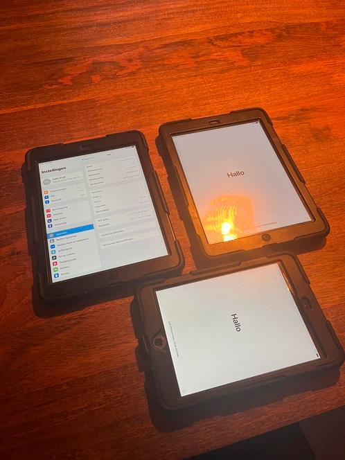 4x Ipad Air (1e generatie) 1x Ipad mini (2e generatie), Computers en Software, Apple iPads, Zo goed als nieuw, Wi-Fi, 10 inch