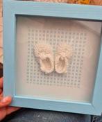 Prachtige kadertje met witte gehaakte bottines/pantoffels, Huis en Inrichting, Ophalen of Verzenden, Zo goed als nieuw