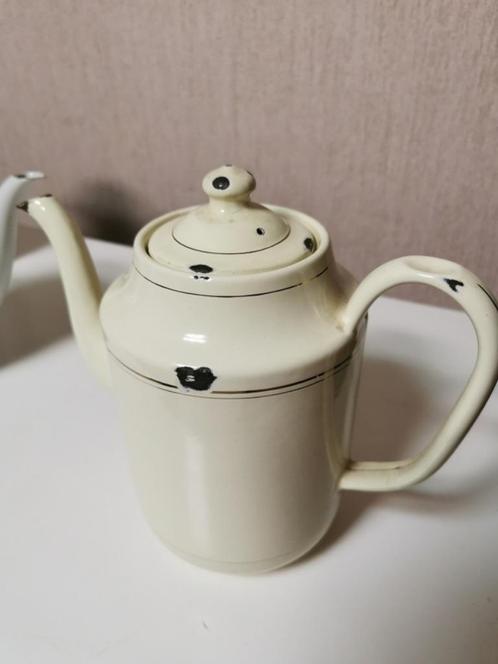 Koffiekan - Koffiepot wit antiek H 20 -22 cm, B 9 cm, Antiquités & Art, Antiquités | Services (vaisselle) pièces, Enlèvement