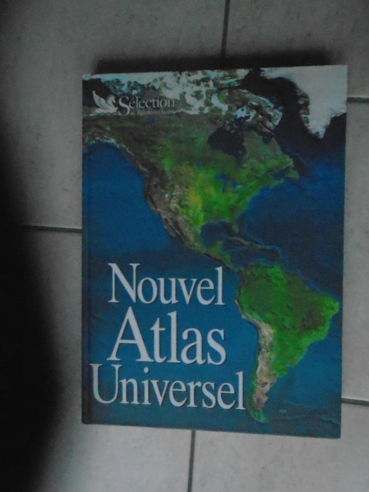 NIEUWE UNIVERSELE ATLAS. SELECTIE READER'S DIGEST/1998, Antiek en Kunst, Antiek | Boeken en Manuscripten, Ophalen of Verzenden