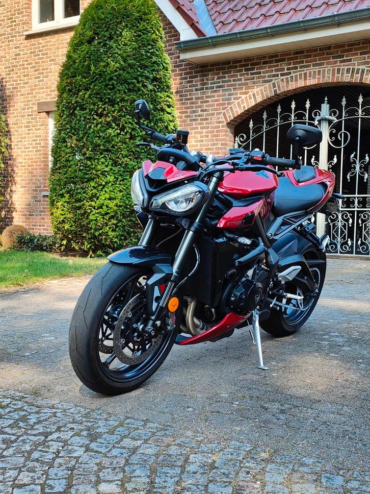 Triumph Street Triple 765 RS – 2023 – Carnival Red – 5.324km, Motoren, Motoren | Triumph, Particulier, Naked bike, meer dan 35 kW