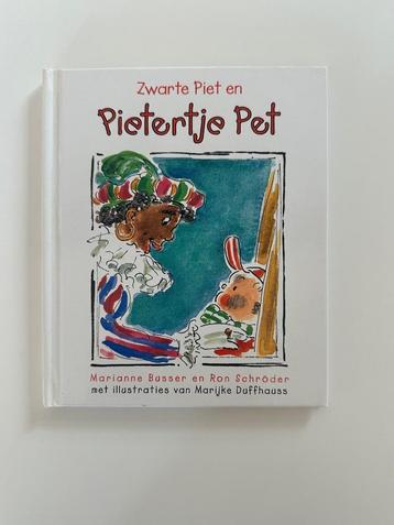 Kinderboek zwarte piet en pietertje pet beschikbaar voor biedingen