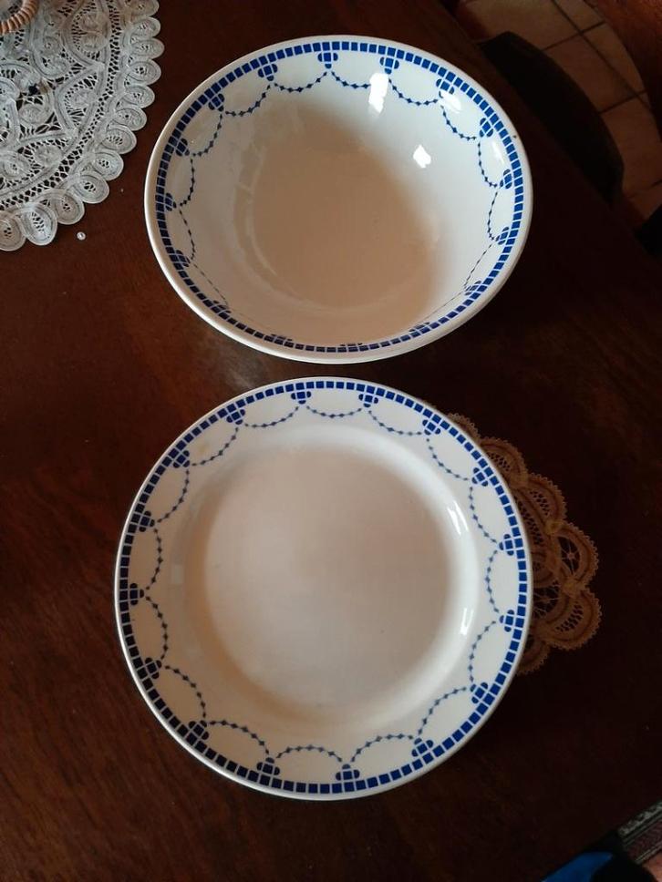 BOCH ANTIEK WASKOM +ONDERBORD, Antiek en Kunst, Antiek | Keramiek en Aardewerk, Ophalen