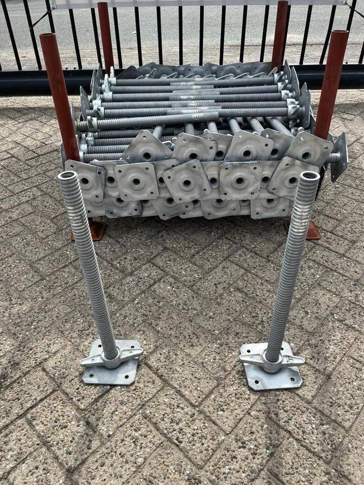 Voetspindel/schroefspindel/steigerpoot 60CM NIEUW, Doe-het-zelf en Bouw, Sanitair, Nieuw, Ophalen