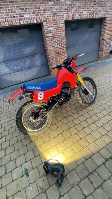 Suzuki tsx 50, Fietsen en Brommers, Ophalen, Zo goed als nieuw