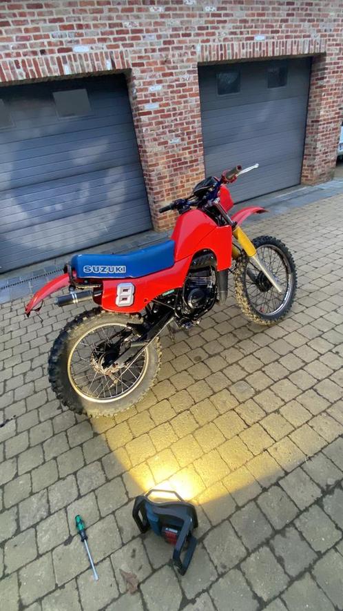 Suzuki tsx 50, Fietsen en Brommers, Brommers | Honda, Zo goed als nieuw, Ophalen