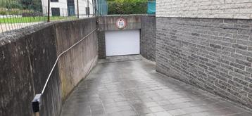 Garage fermé à louer à Jambes beschikbaar voor biedingen