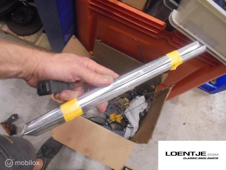 Afdekkap sierlijst C-stijl BMW 2500 / 2800 / 3.0 3.3 E3 et, Auto-onderdelen, Interieur en Bekleding, BMW, Gebruikt, Ophalen of Verzenden