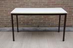 Tafeltje (keuken of bureau), Ophalen, Gebruikt
