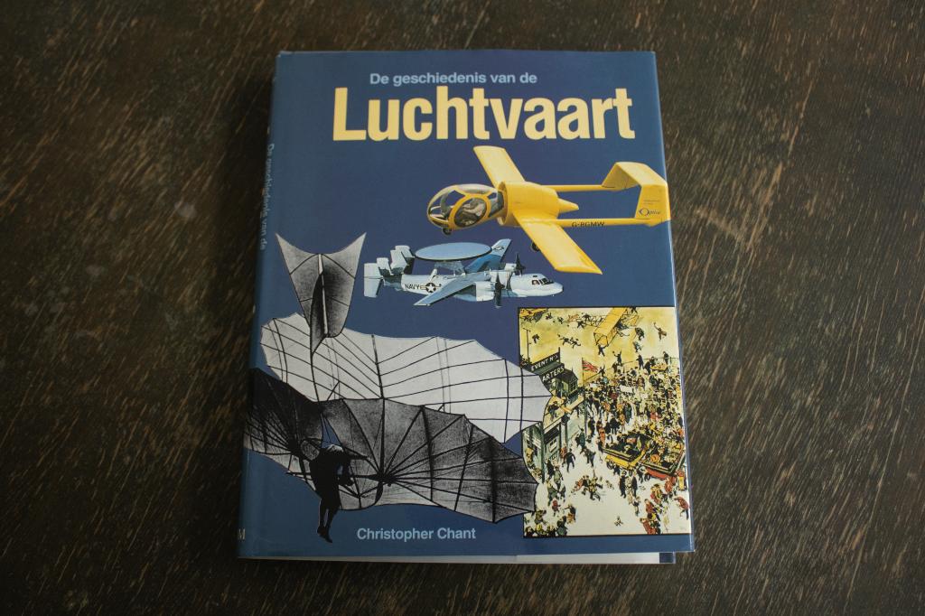 L'histoire de l'aviation, Livres, Histoire mondiale, Comme neuf, Autres régions, 20e siècle ou après, Enlèvement ou Envoi