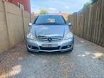 Mercedes-Benz A180 2.0 Diesel, Auto's, Mercedes-Benz, Voorwielaandrijving, Euro 5, Zwart, Leder en Stof