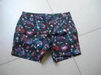 Yessica short, dames/meisjes. mt 42, Kort, Yessica, Maat 42/44 (L), Ophalen of Verzenden