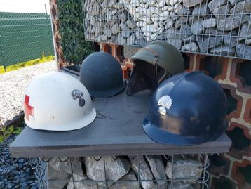 Divers casques militaires gendarmes forces armées  beschikbaar voor biedingen