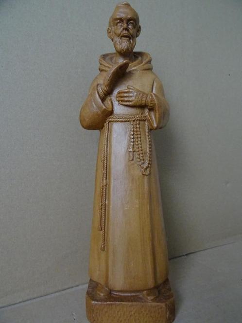 Beeld Pater Pio beeld Heilige pater Pio Padre Pio beeld 32cm, Verzamelen, Religie, Zo goed als nieuw, Christendom | Katholiek