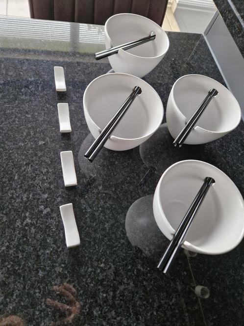 Chinese eetkommetjes, Huis en Inrichting, Keuken | Servies, Zo goed als nieuw, Kom(men), Effen, Porselein, Ophalen