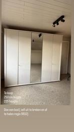 Kast, Huis en Inrichting, Ophalen, Met deur(en), Gebruikt, 200 cm of meer